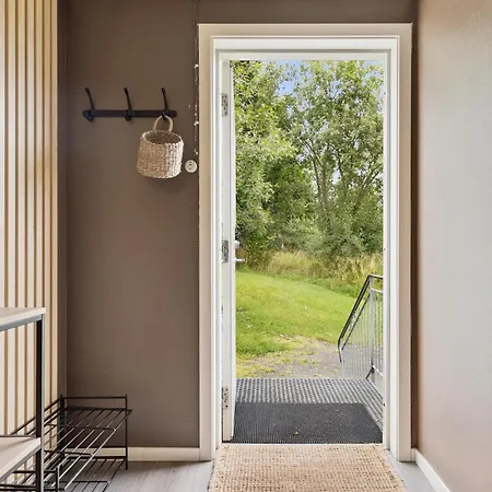 Guest house Stylish Private In Lofoten Leknes