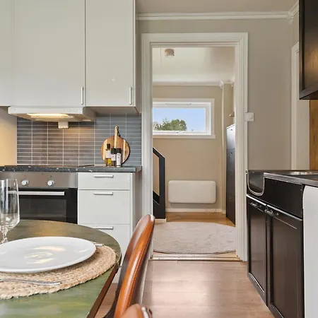 Stylish Private In Lofoten Guest house 3*