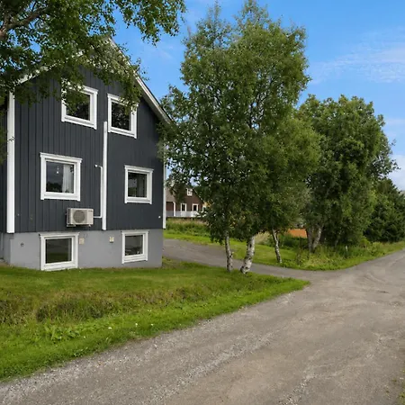 Guest house Stylish Private In Lofoten Leknes