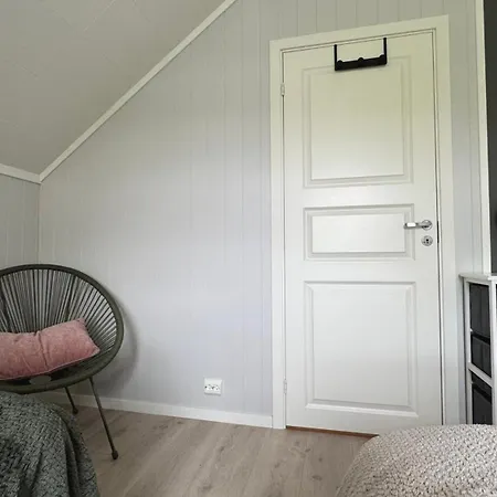 Stylish Private In Lofoten Pensión 3*
